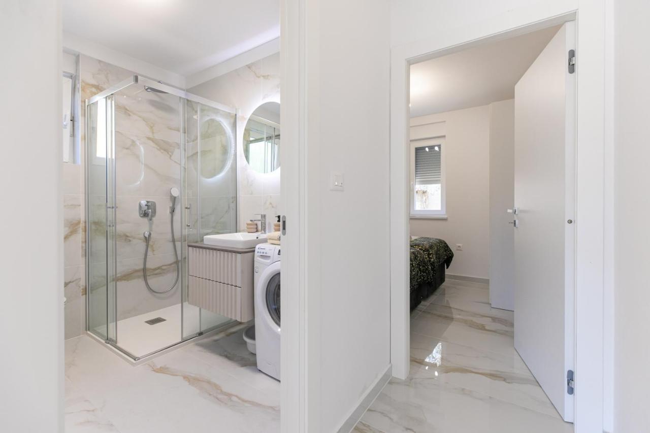 Apartman Suzi Пула Екстериор снимка